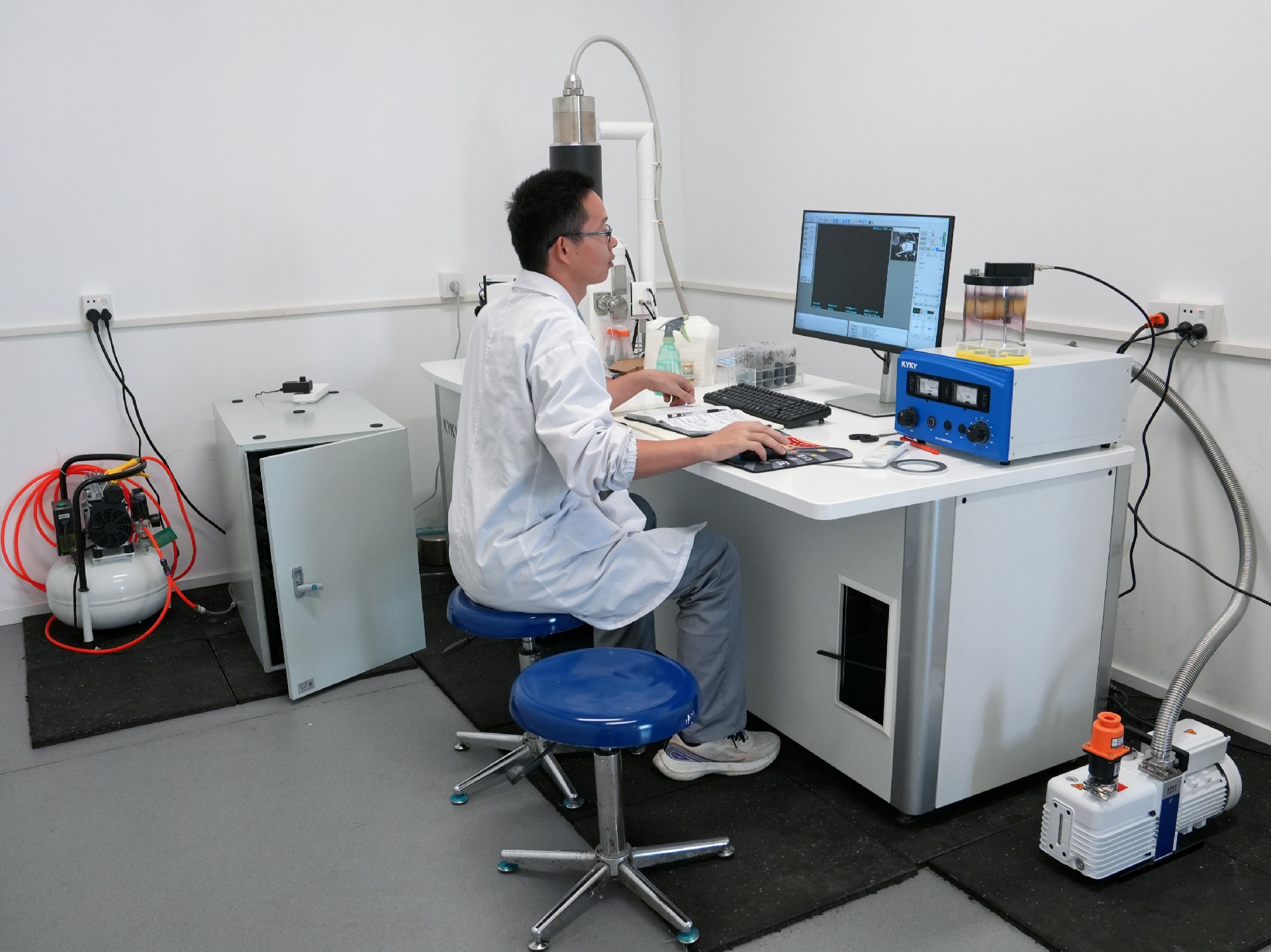 42c3fbec-5a49-4430-93cb-651ca4d8a9d5.jpg